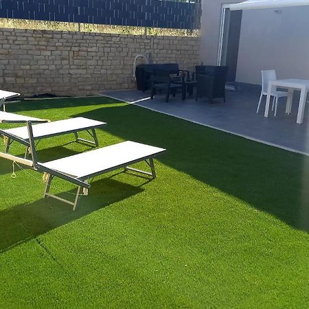 Bed and Breakfast Bellatmosfera Trani Exterior foto