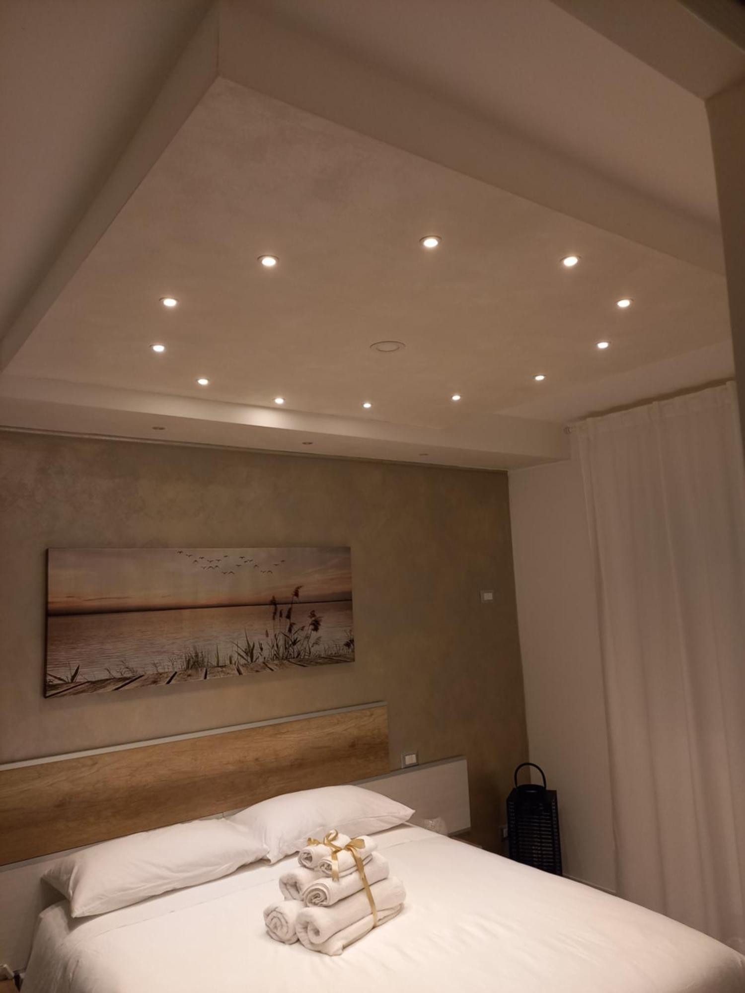 Bed and Breakfast Bellatmosfera Trani Exterior foto