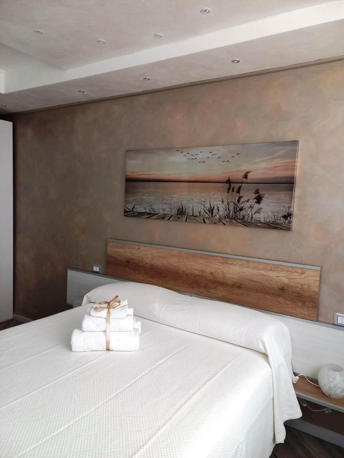 Bed and Breakfast Bellatmosfera Trani Exterior foto